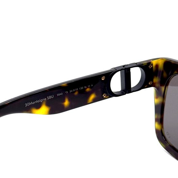 New, CHRISTIAN DIOR Sunglasses 30Montaigne S8U 20A5 Authentic main image 12
